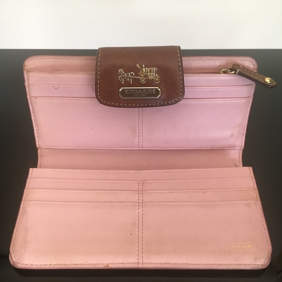 Vintage Coach Block C Leather Wallet - Picture 5 of 8